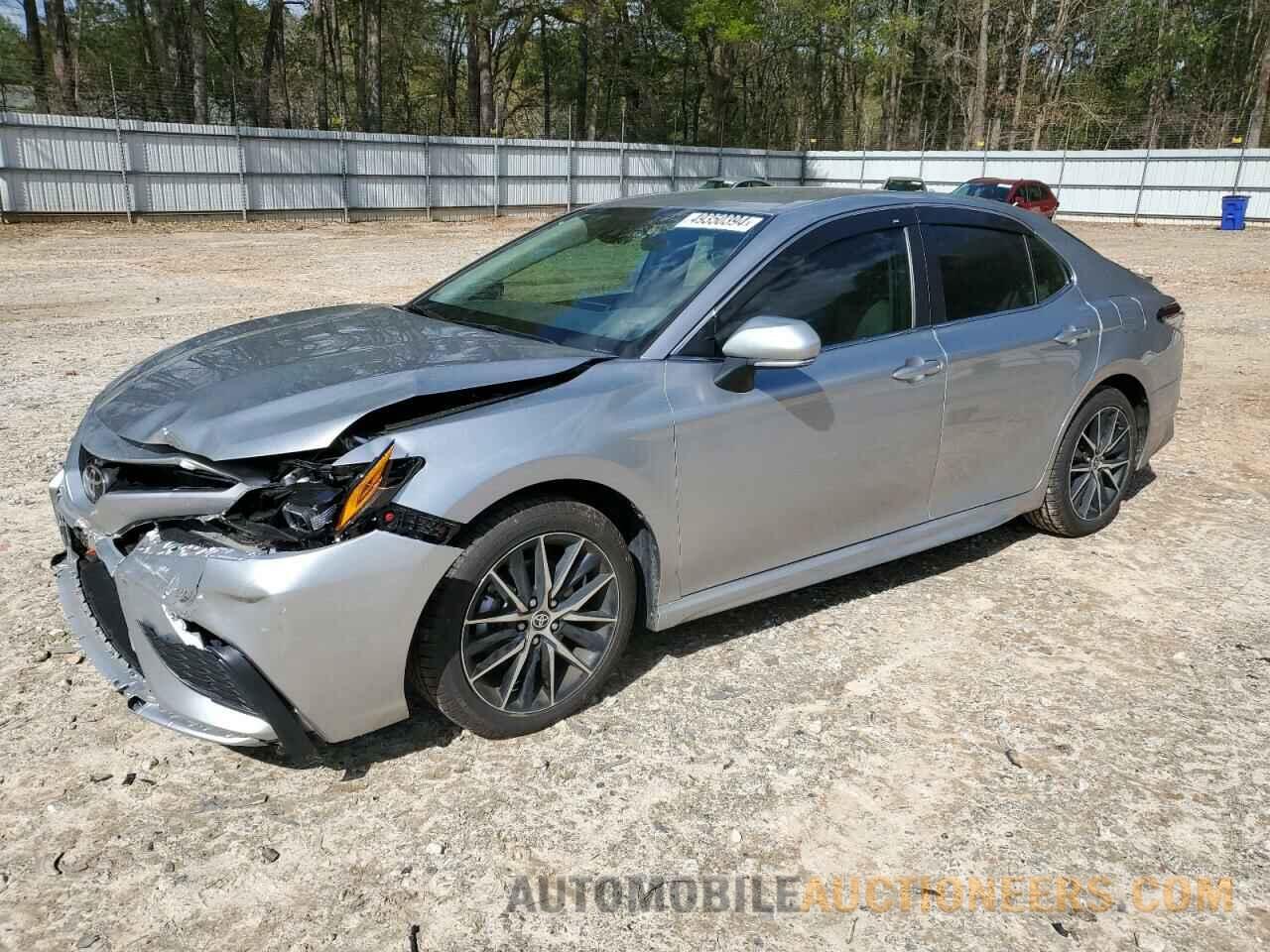 4T1G11AK0NU655675 TOYOTA CAMRY 2022