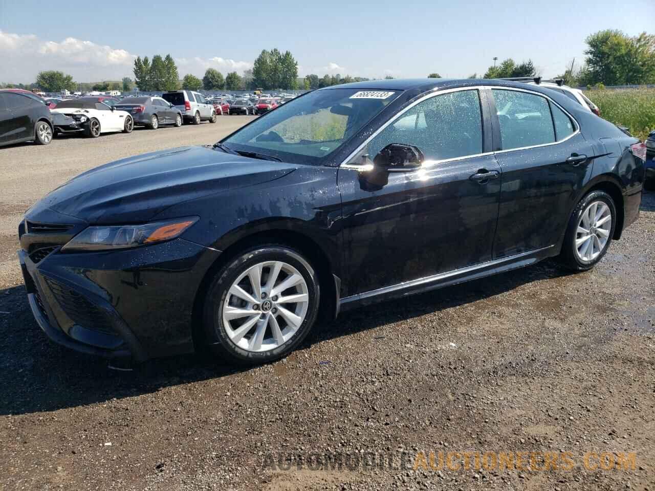 4T1G11AK0NU669169 TOYOTA CAMRY 2022