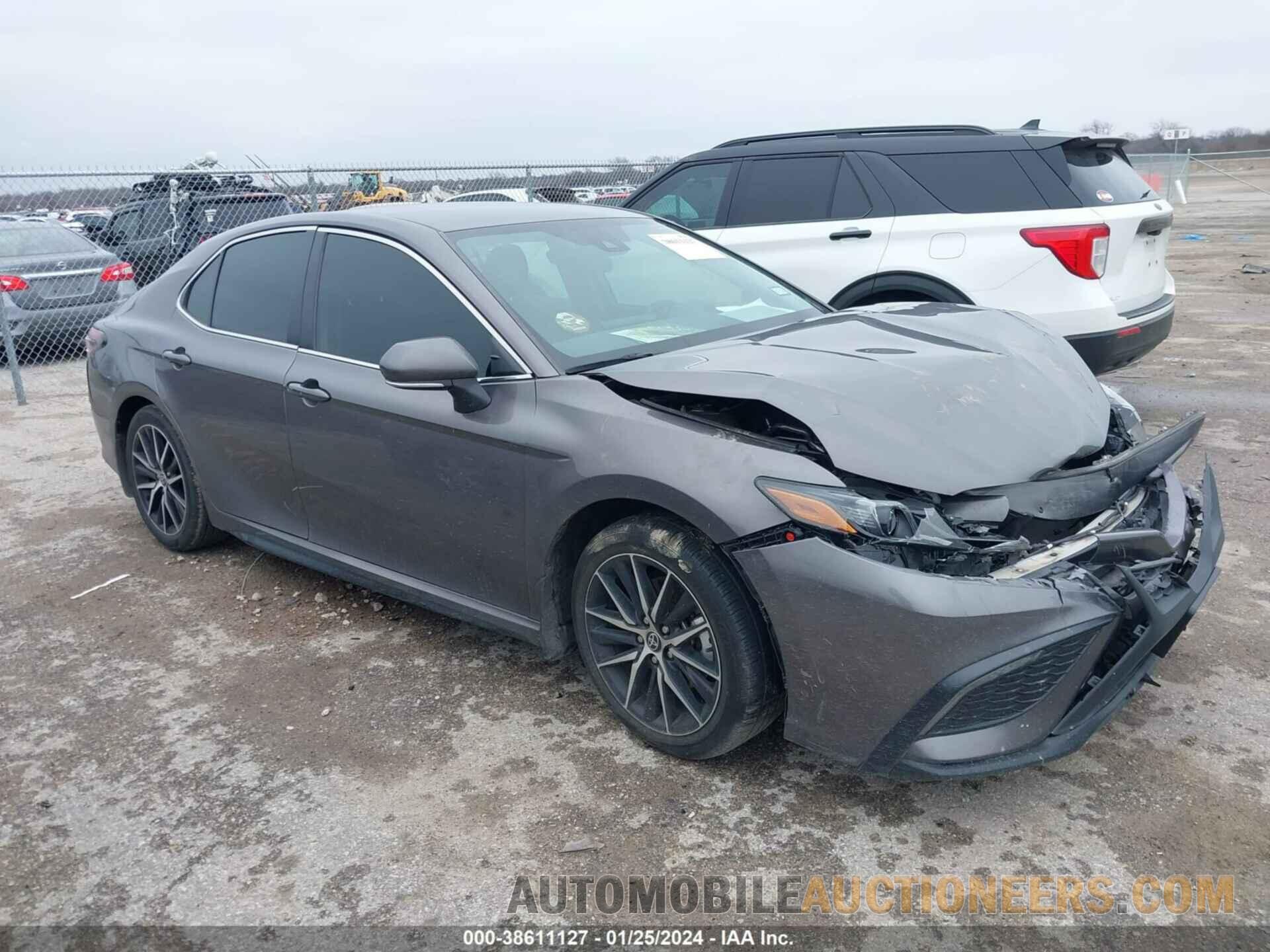 4T1G11AK0NU671892 TOYOTA CAMRY 2022