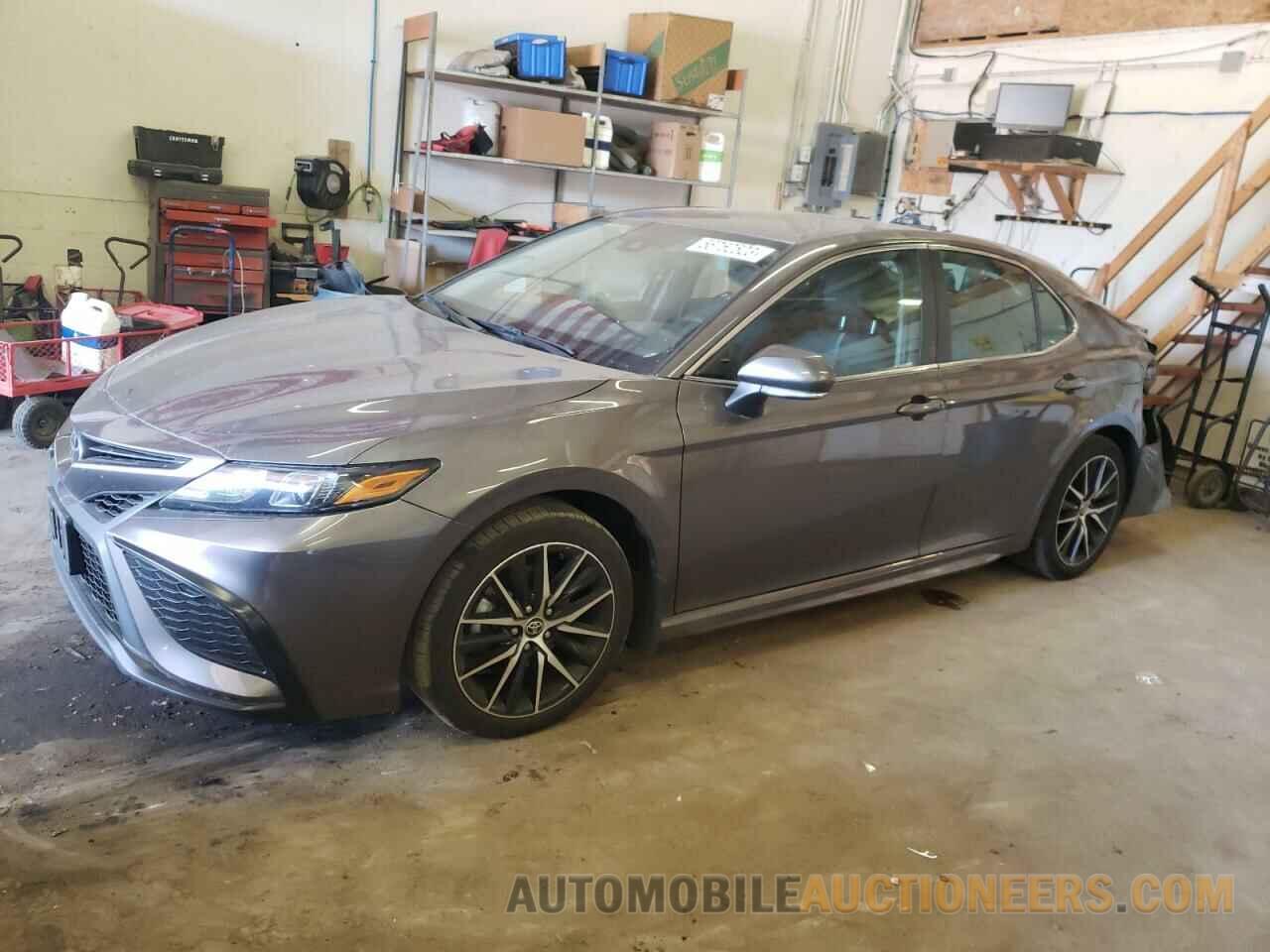 4T1G11AK0NU686859 TOYOTA CAMRY 2022