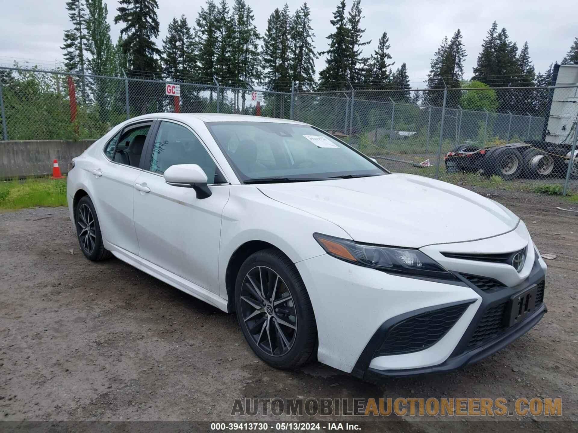 4T1G11AK0NU700601 TOYOTA CAMRY 2022