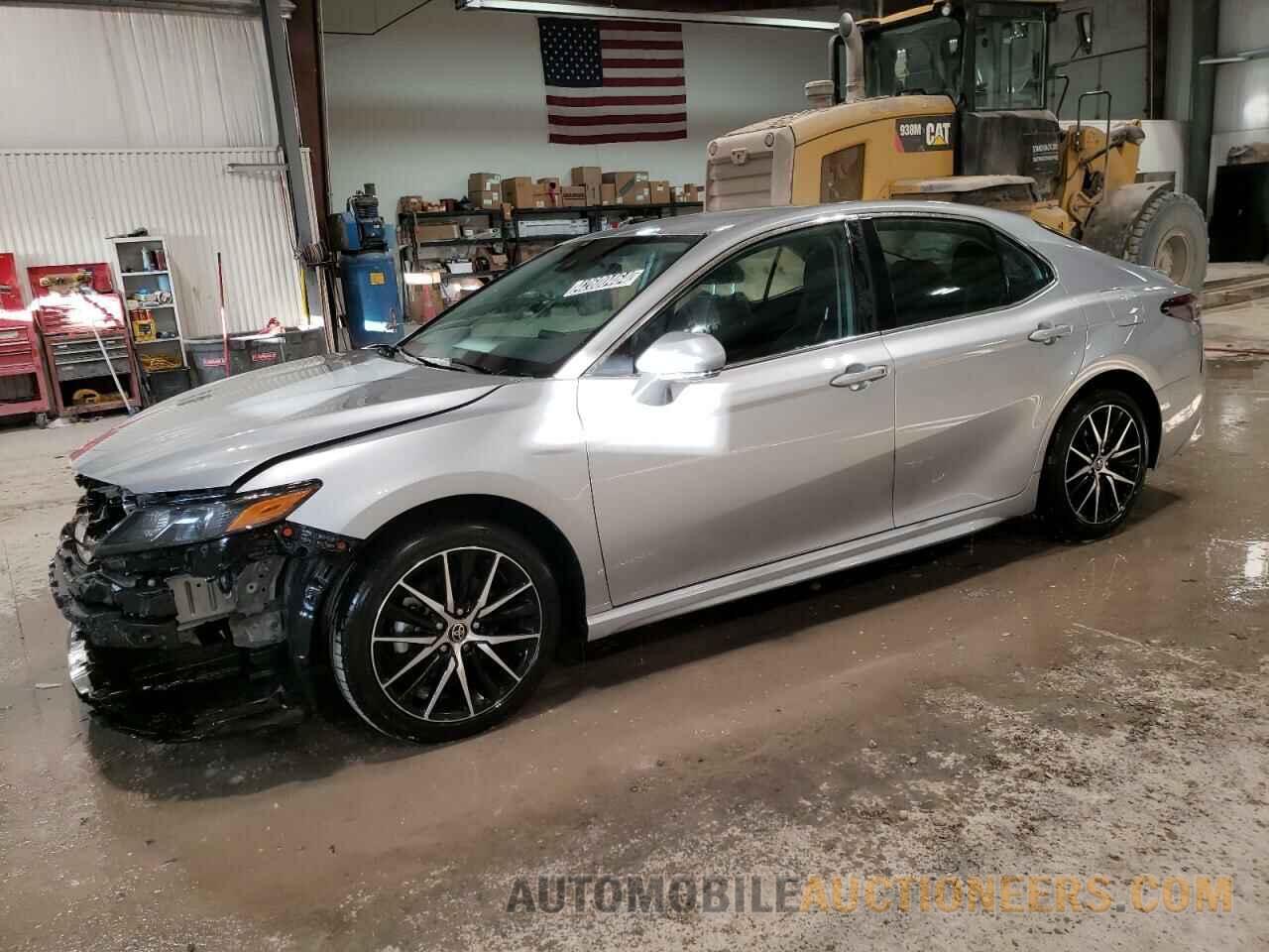 4T1G11AK0NU705930 TOYOTA CAMRY 2022