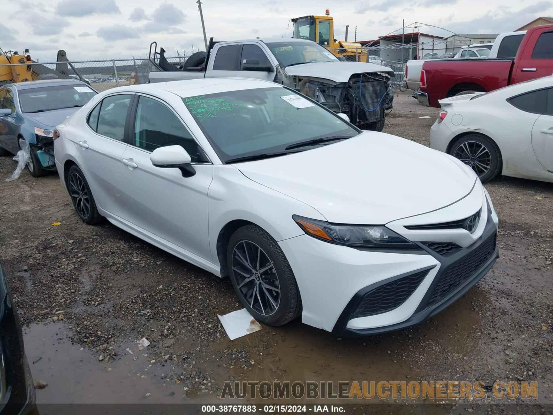 4T1G11AK0NU708505 TOYOTA CAMRY 2022