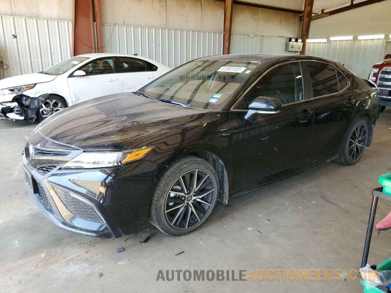 4T1G11AK0NU713073 TOYOTA CAMRY 2022