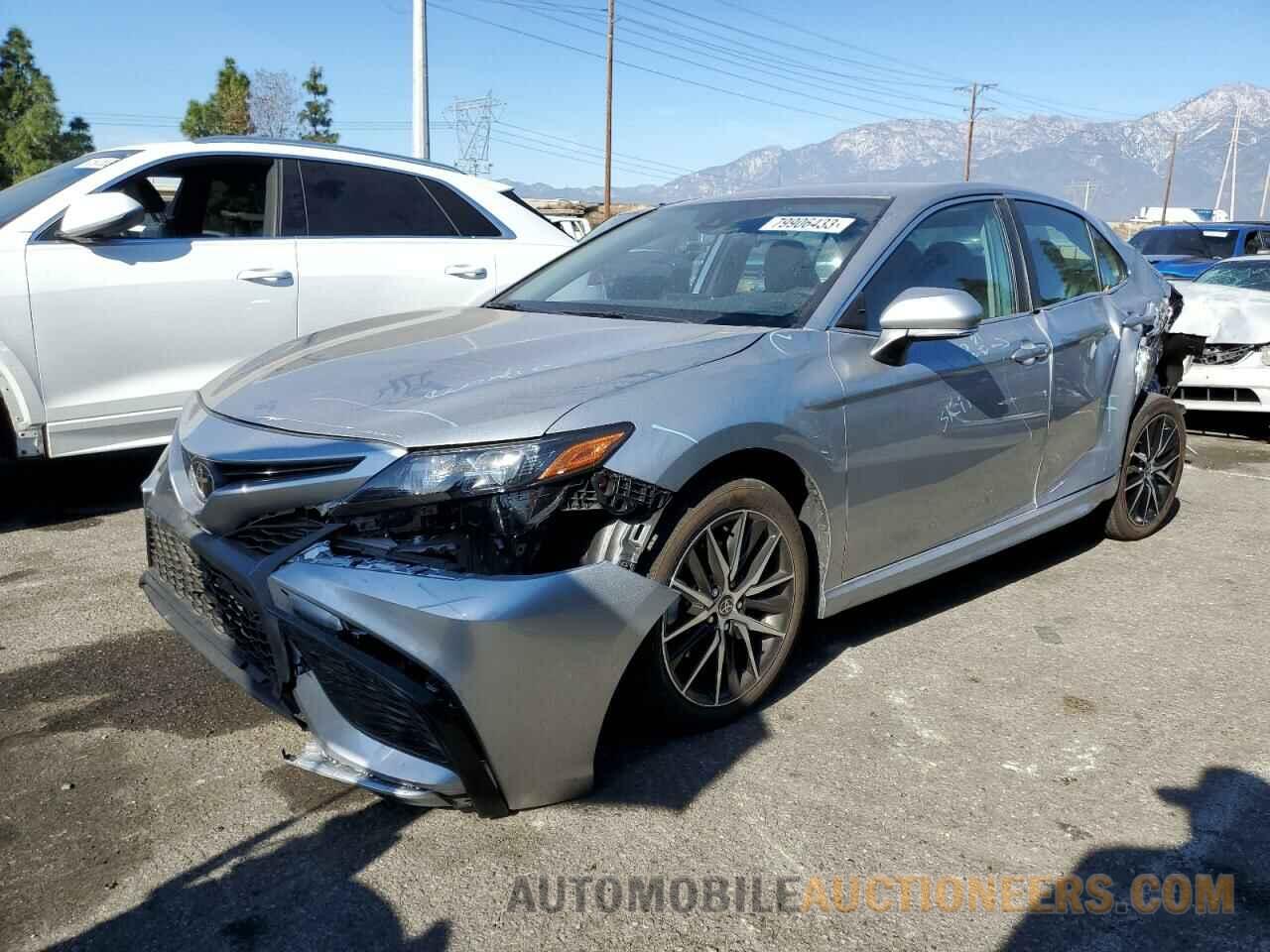 4T1G11AK0NU713607 TOYOTA CAMRY 2022