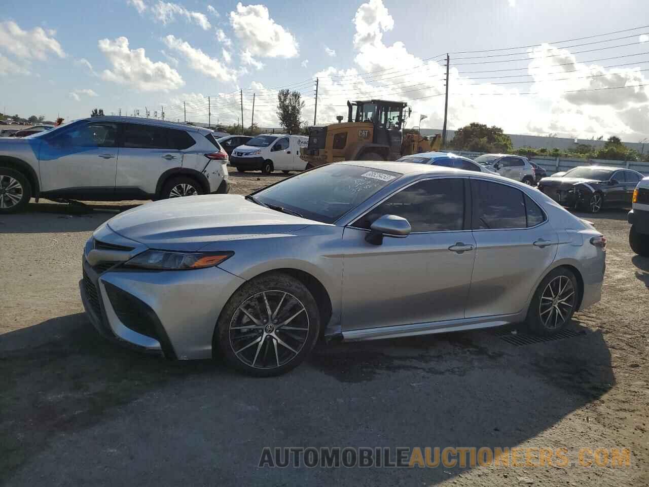 4T1G11AK0NU713848 TOYOTA CAMRY 2022