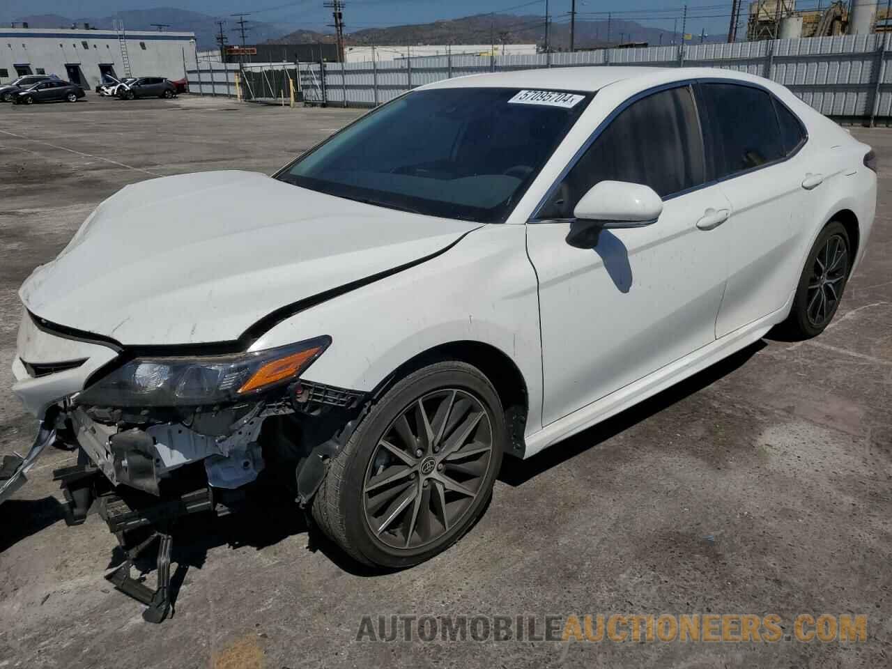 4T1G11AK0PU120526 TOYOTA CAMRY 2023