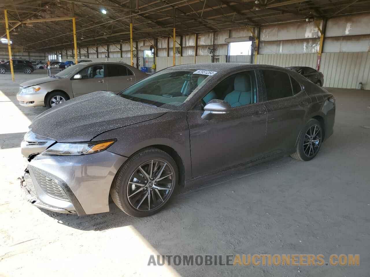 4T1G11AK0RU259316 TOYOTA CAMRY 2024