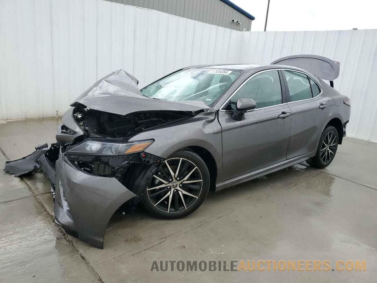 4T1G11AK0RU884816 TOYOTA CAMRY 2024