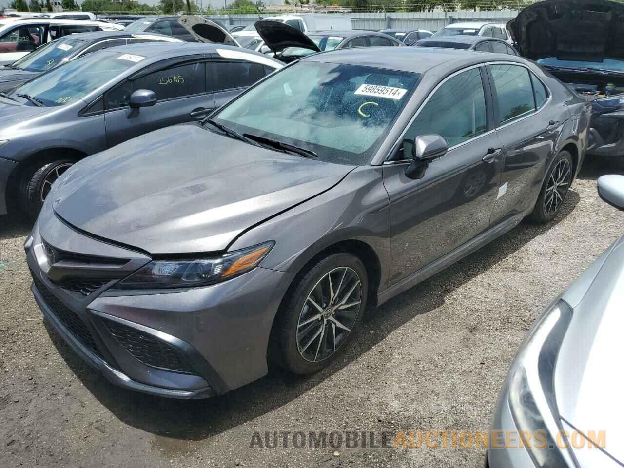 4T1G11AK0RU912565 TOYOTA CAMRY 2024