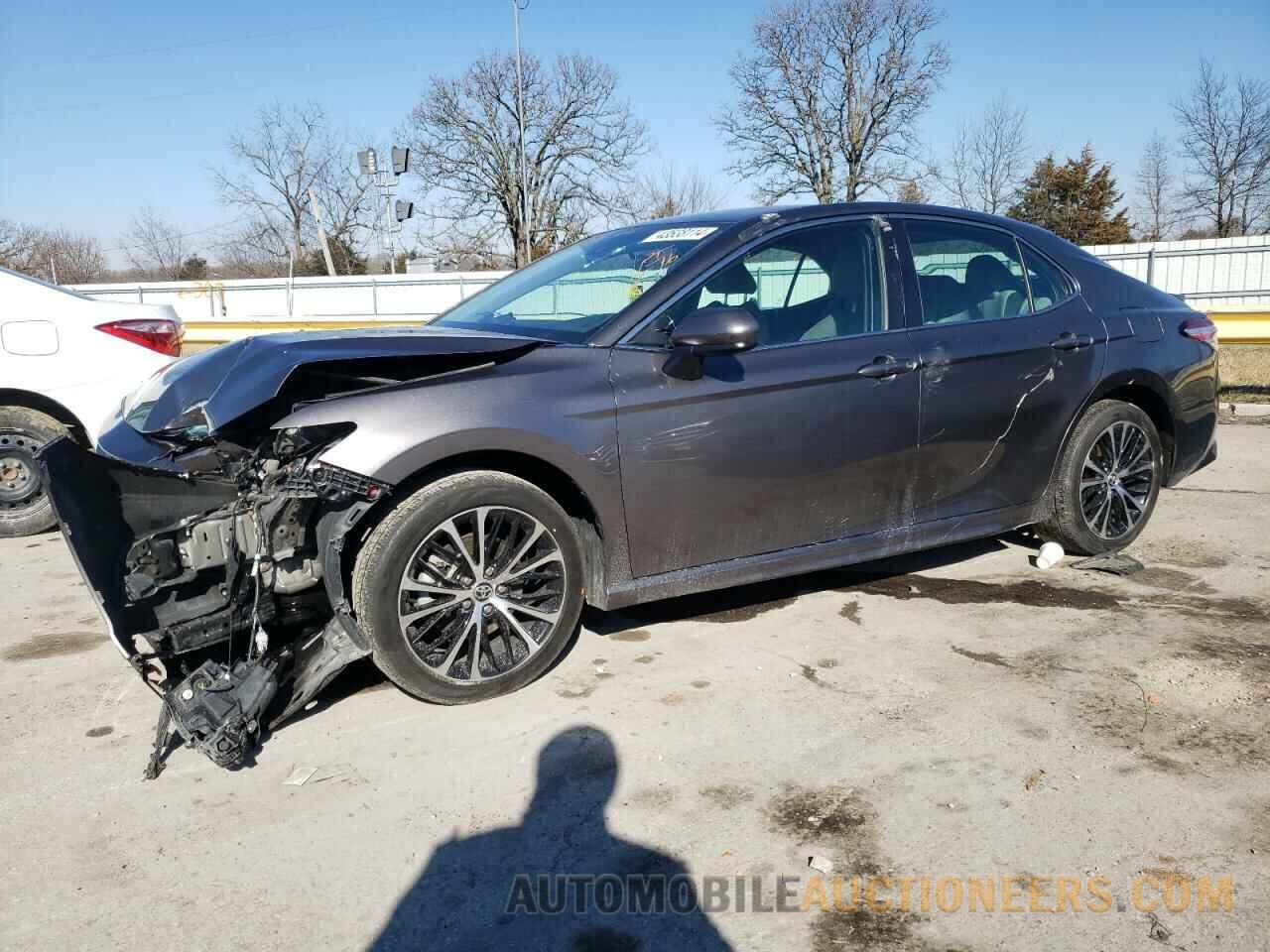 4T1G11AK1LU358511 TOYOTA CAMRY 2020