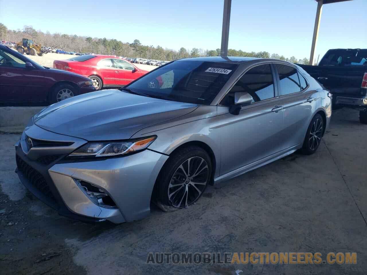 4T1G11AK1LU957487 TOYOTA CAMRY 2020