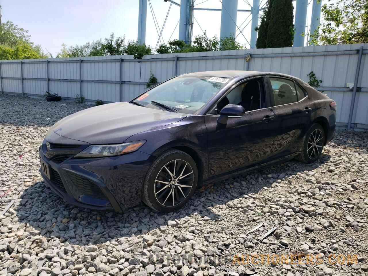 4T1G11AK1MU408664 TOYOTA CAMRY 2021