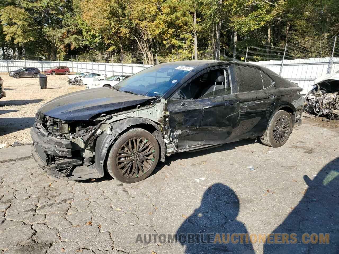 4T1G11AK1MU424671 TOYOTA CAMRY 2021