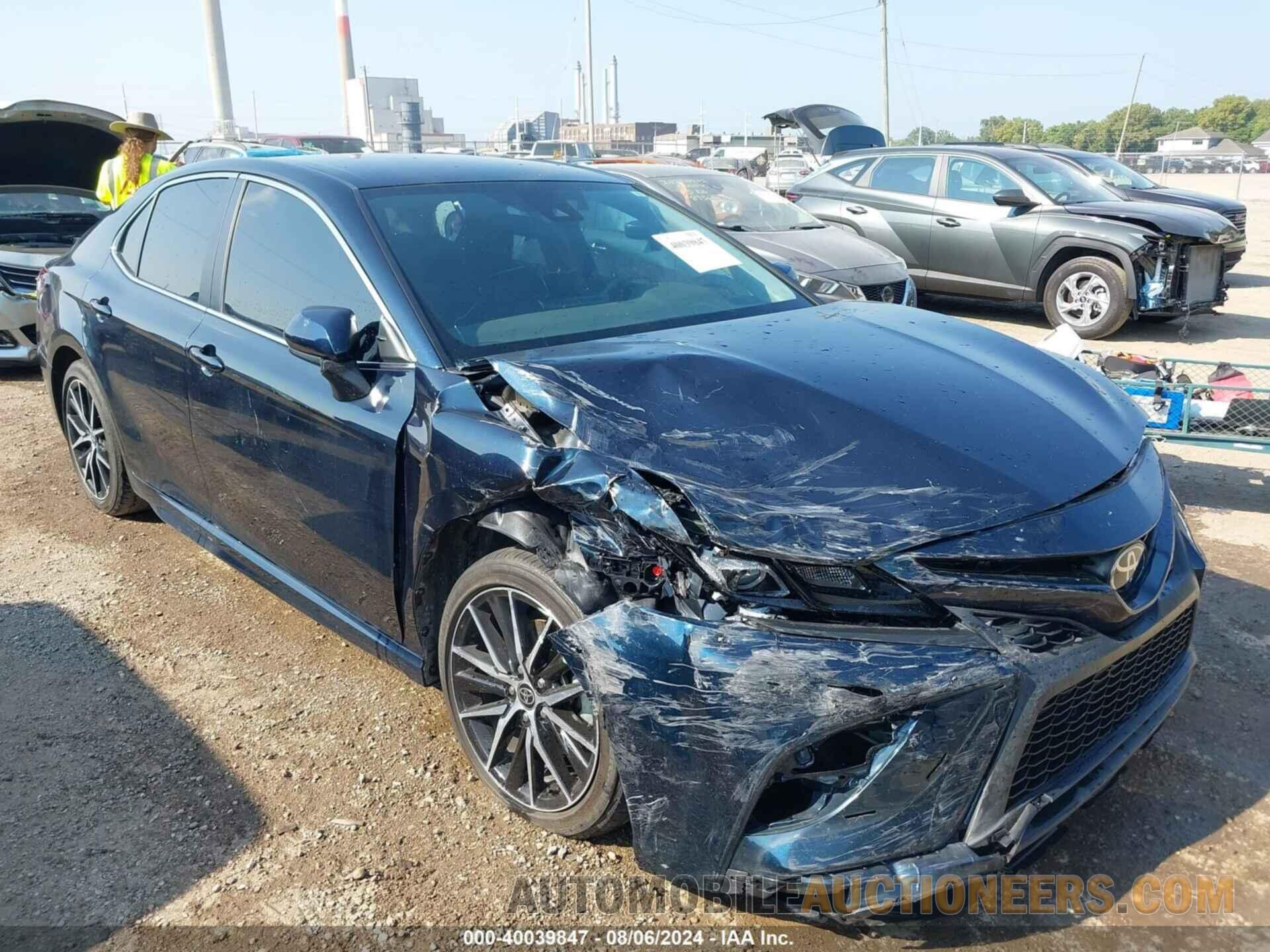 4T1G11AK1MU446315 TOYOTA CAMRY 2021