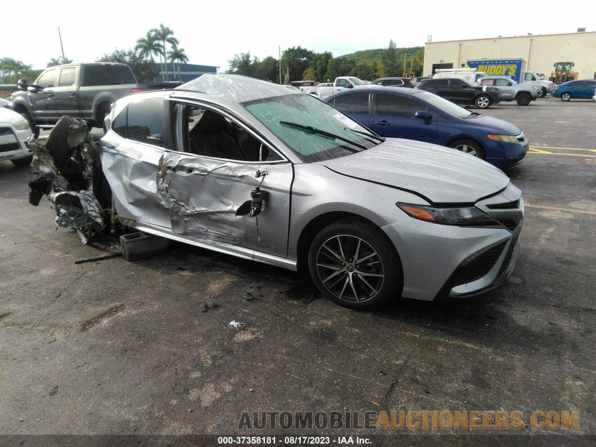 4T1G11AK1MU449943 TOYOTA CAMRY 2021