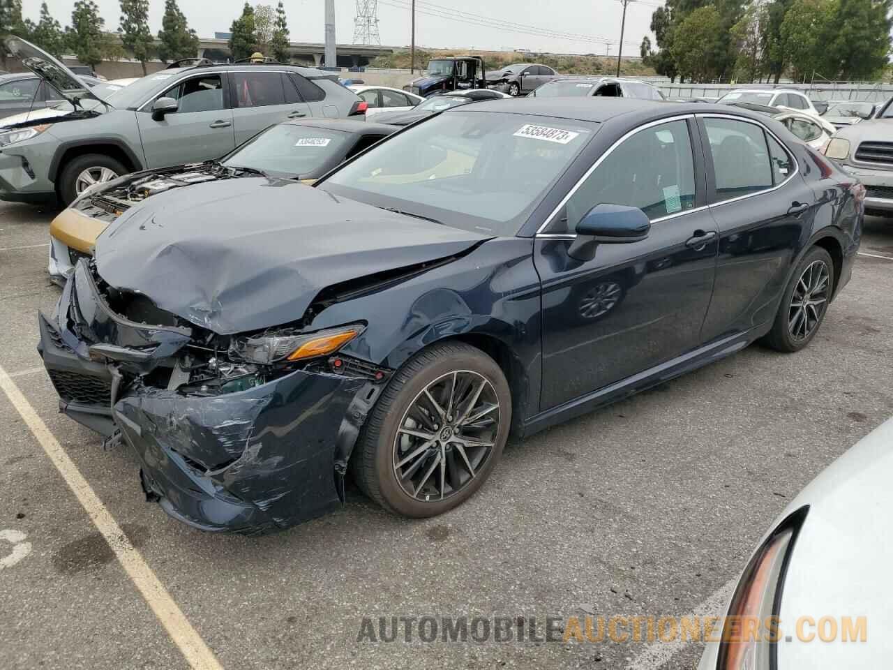 4T1G11AK1MU454785 TOYOTA CAMRY 2021