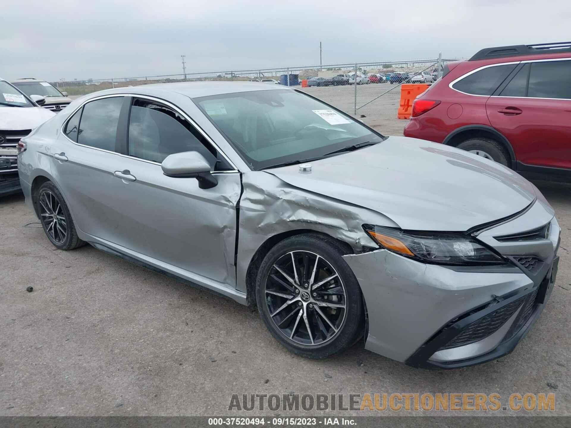 4T1G11AK1MU457508 TOYOTA CAMRY 2021