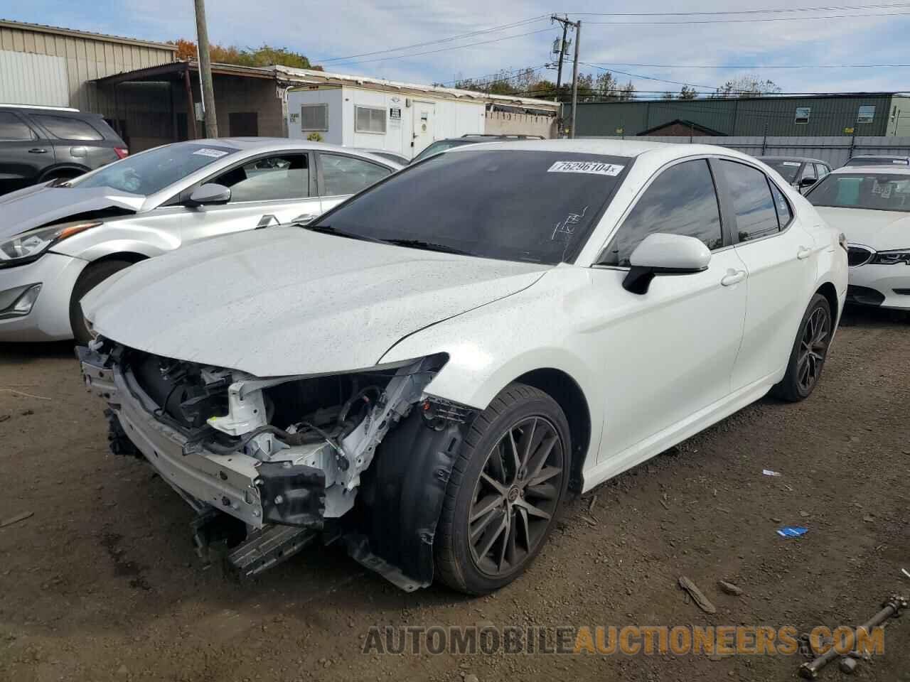 4T1G11AK1MU480769 TOYOTA CAMRY 2021