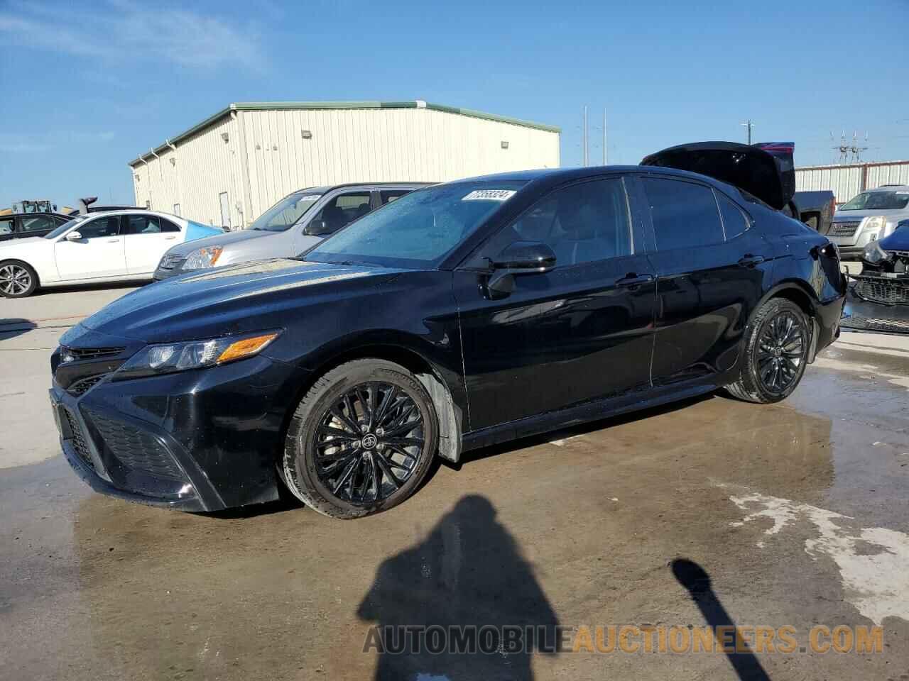 4T1G11AK1MU486362 TOYOTA CAMRY 2021