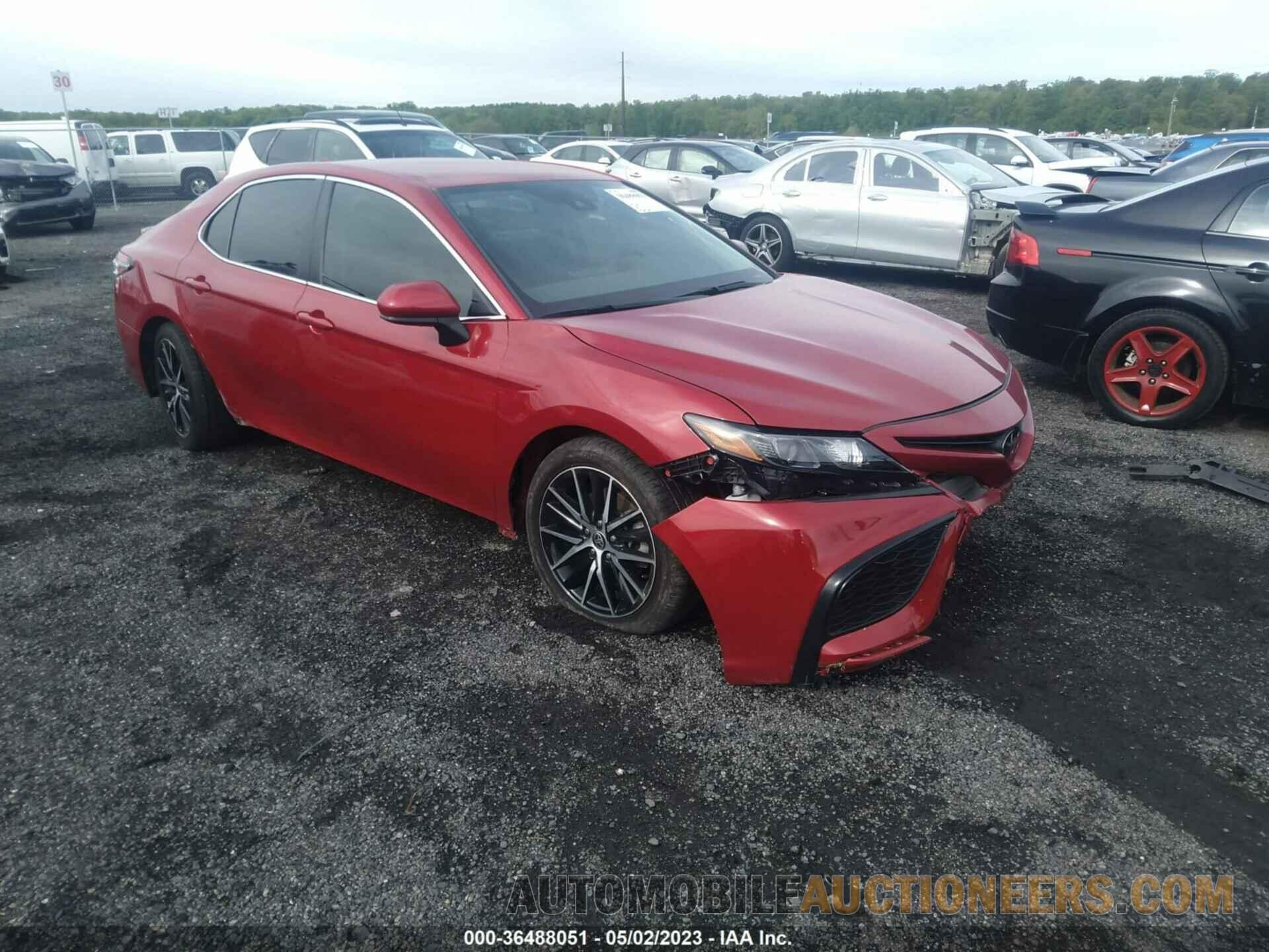 4T1G11AK1MU487513 TOYOTA CAMRY 2021