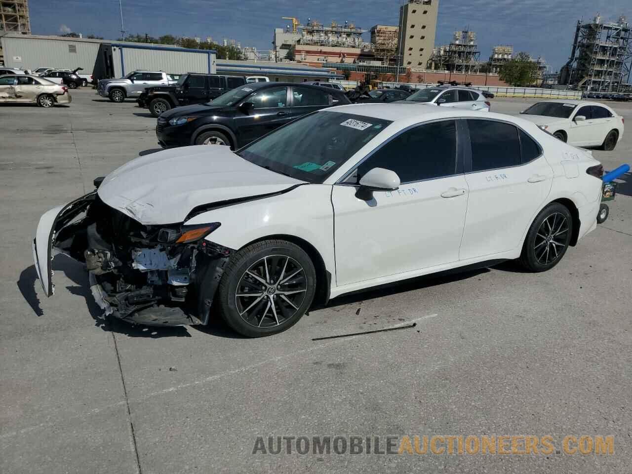 4T1G11AK1MU493974 TOYOTA CAMRY 2021