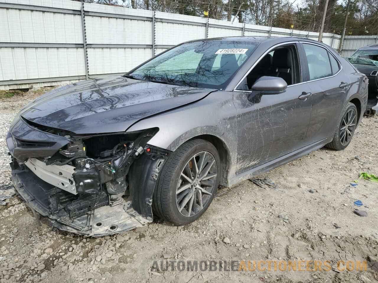 4T1G11AK1MU517299 TOYOTA CAMRY 2021