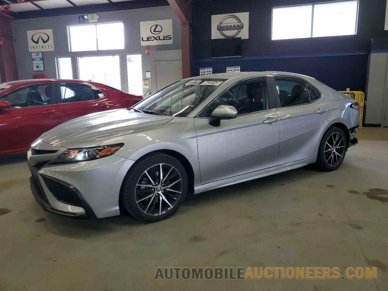 4T1G11AK1MU518050 TOYOTA CAMRY 2021