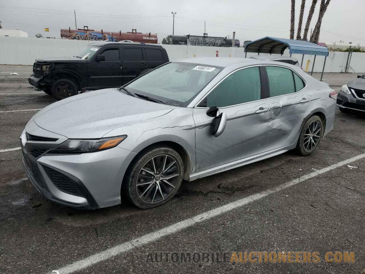 4T1G11AK1MU520509 TOYOTA CAMRY 2021