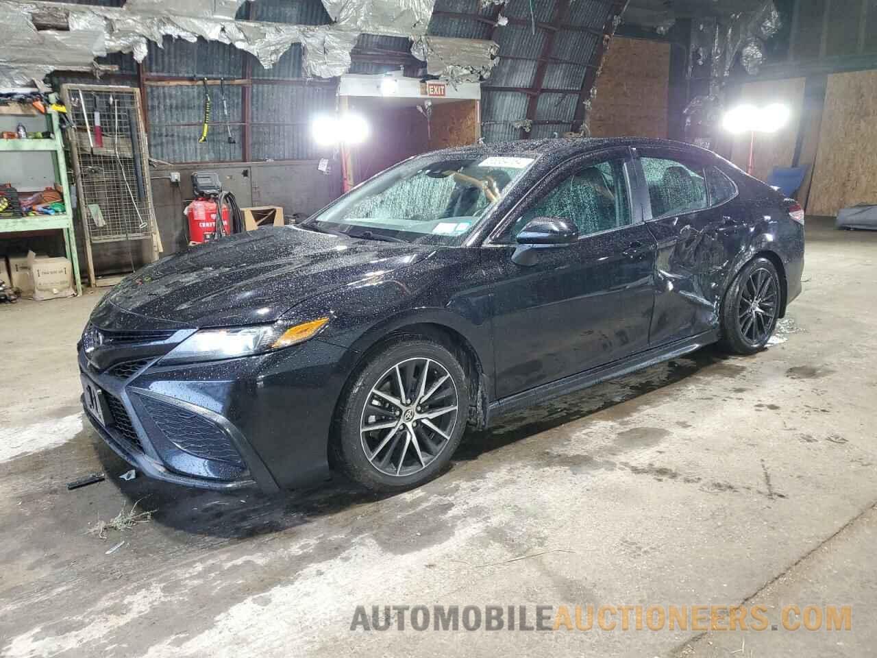 4T1G11AK1MU538332 TOYOTA CAMRY 2021