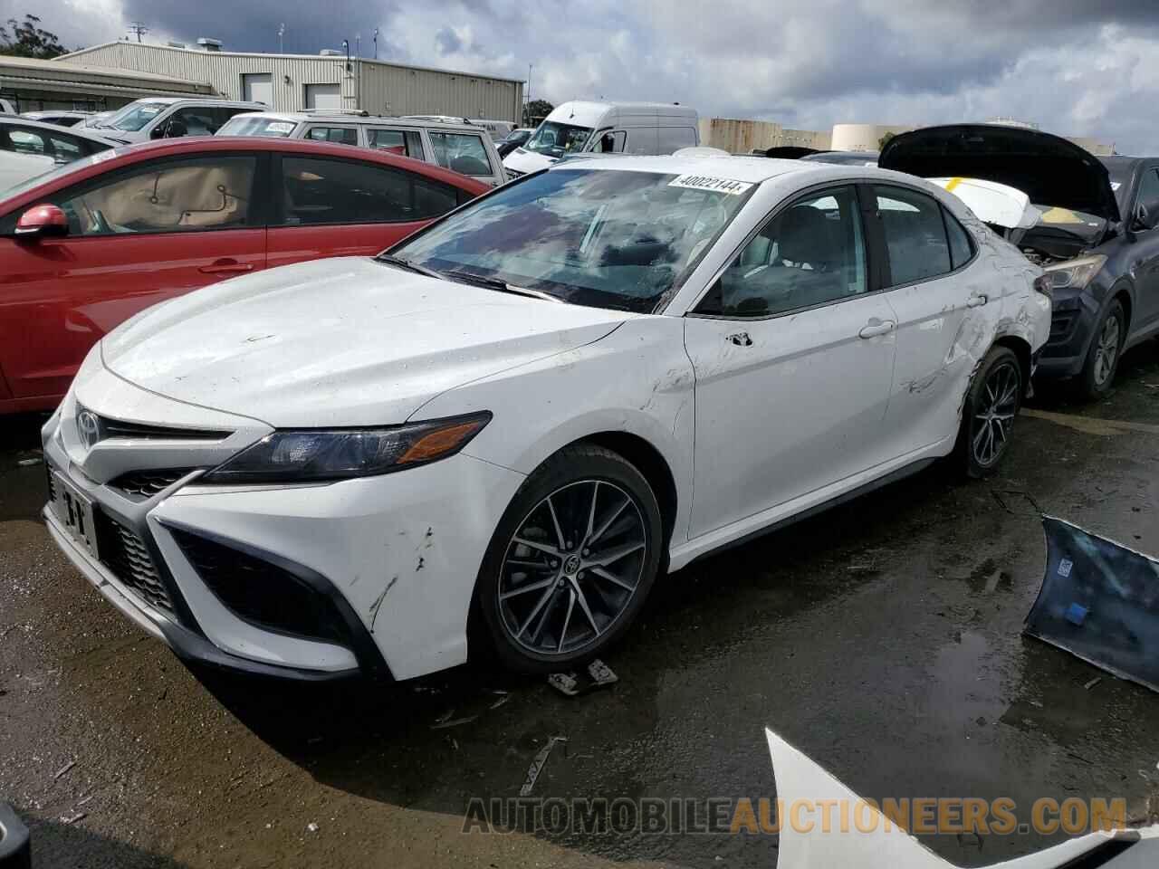 4T1G11AK1MU569659 TOYOTA CAMRY 2021