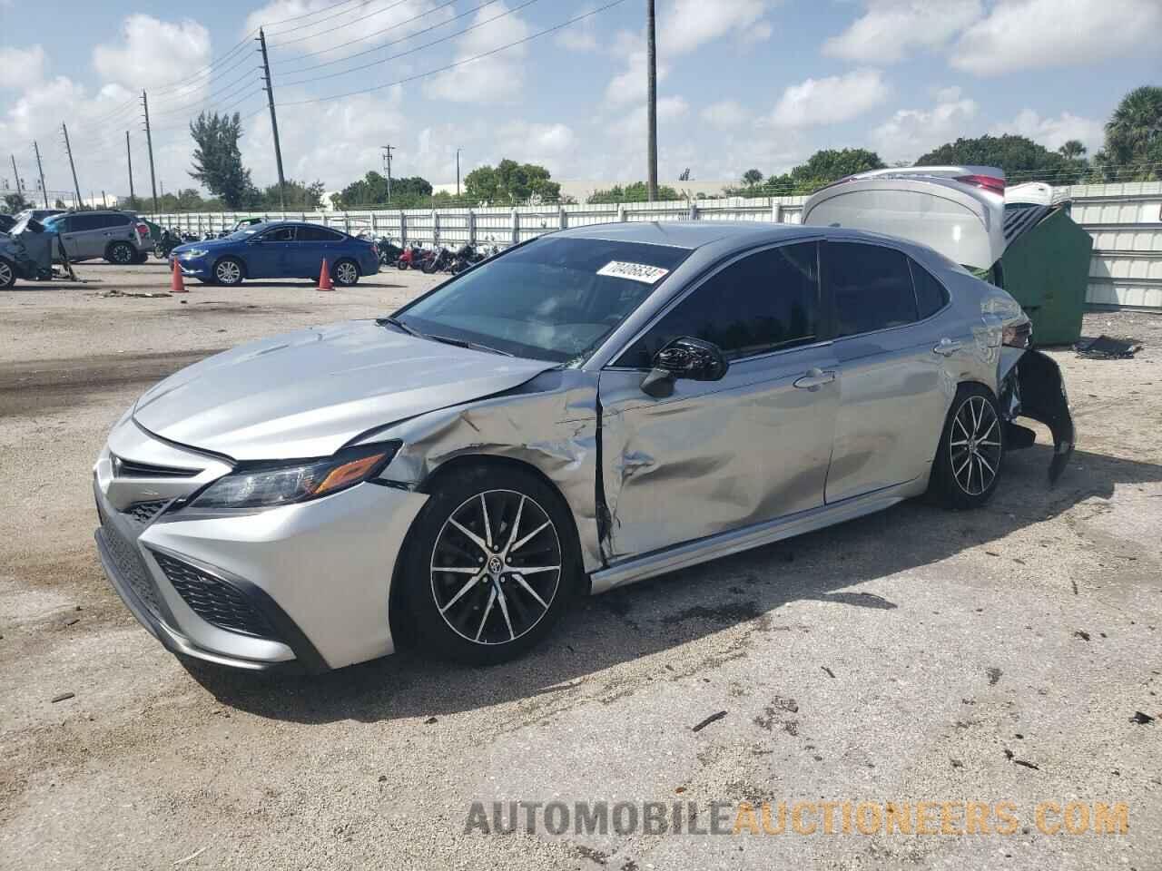 4T1G11AK1MU575848 TOYOTA CAMRY 2021