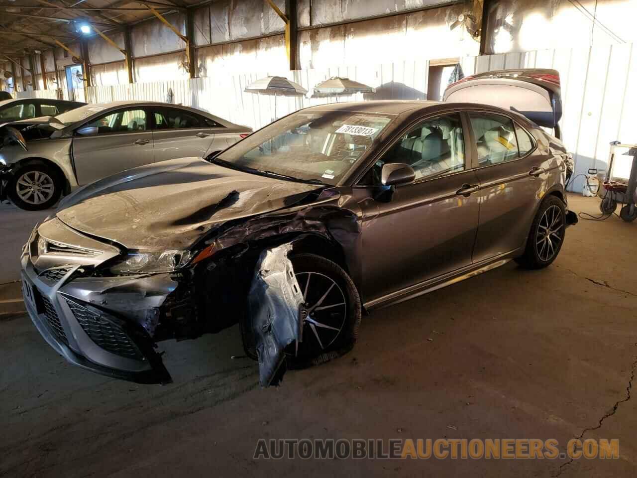 4T1G11AK1MU583061 TOYOTA CAMRY 2021