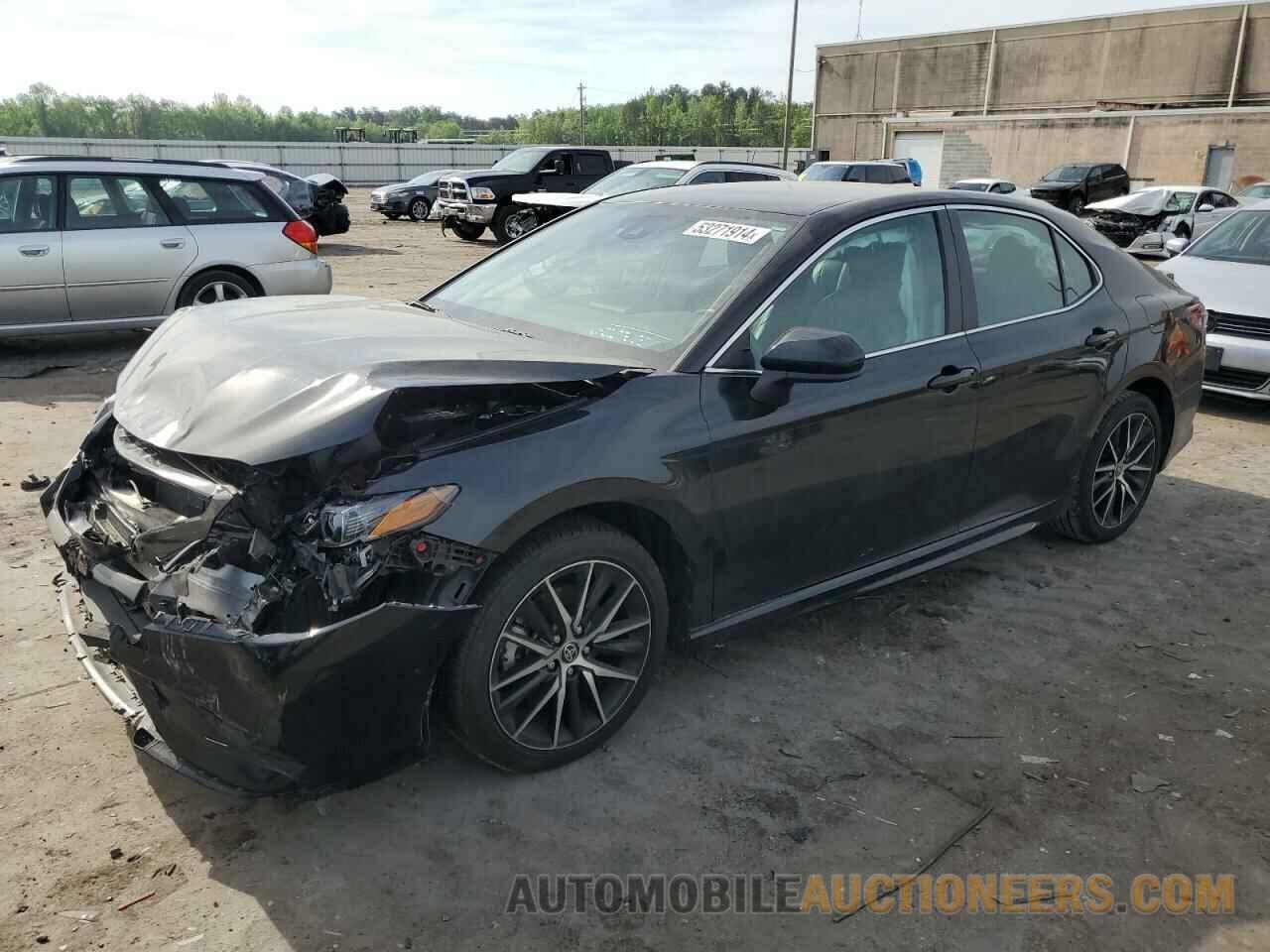 4T1G11AK1MU585795 TOYOTA CAMRY 2021