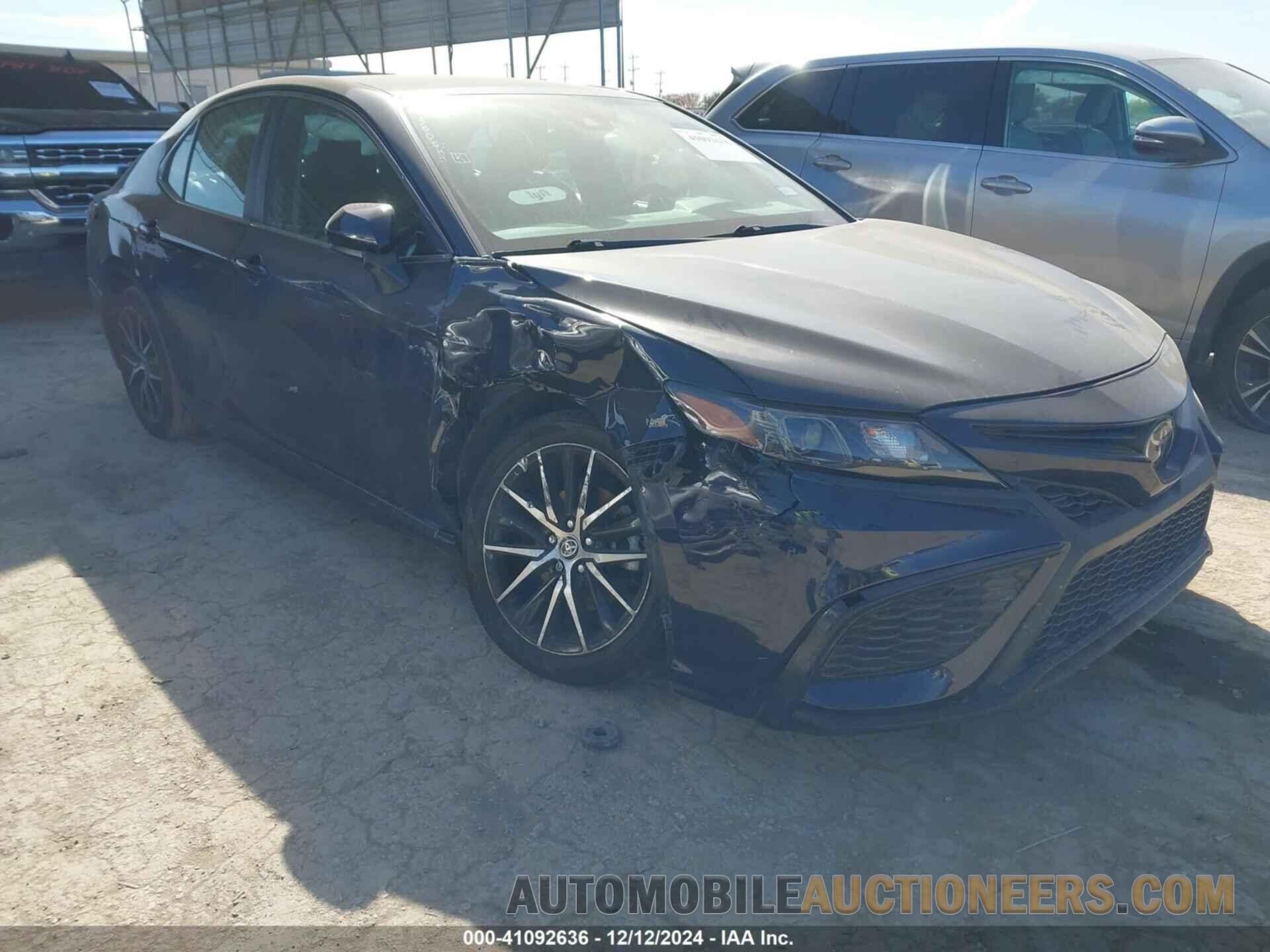 4T1G11AK1MU596909 TOYOTA CAMRY 2021