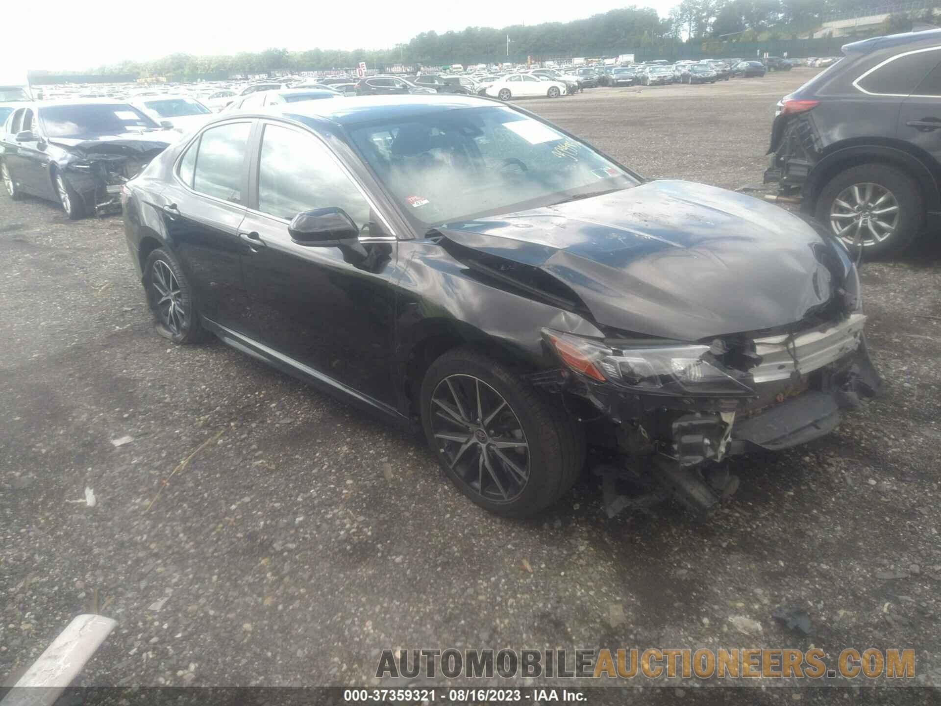 4T1G11AK1MU597509 TOYOTA CAMRY 2021