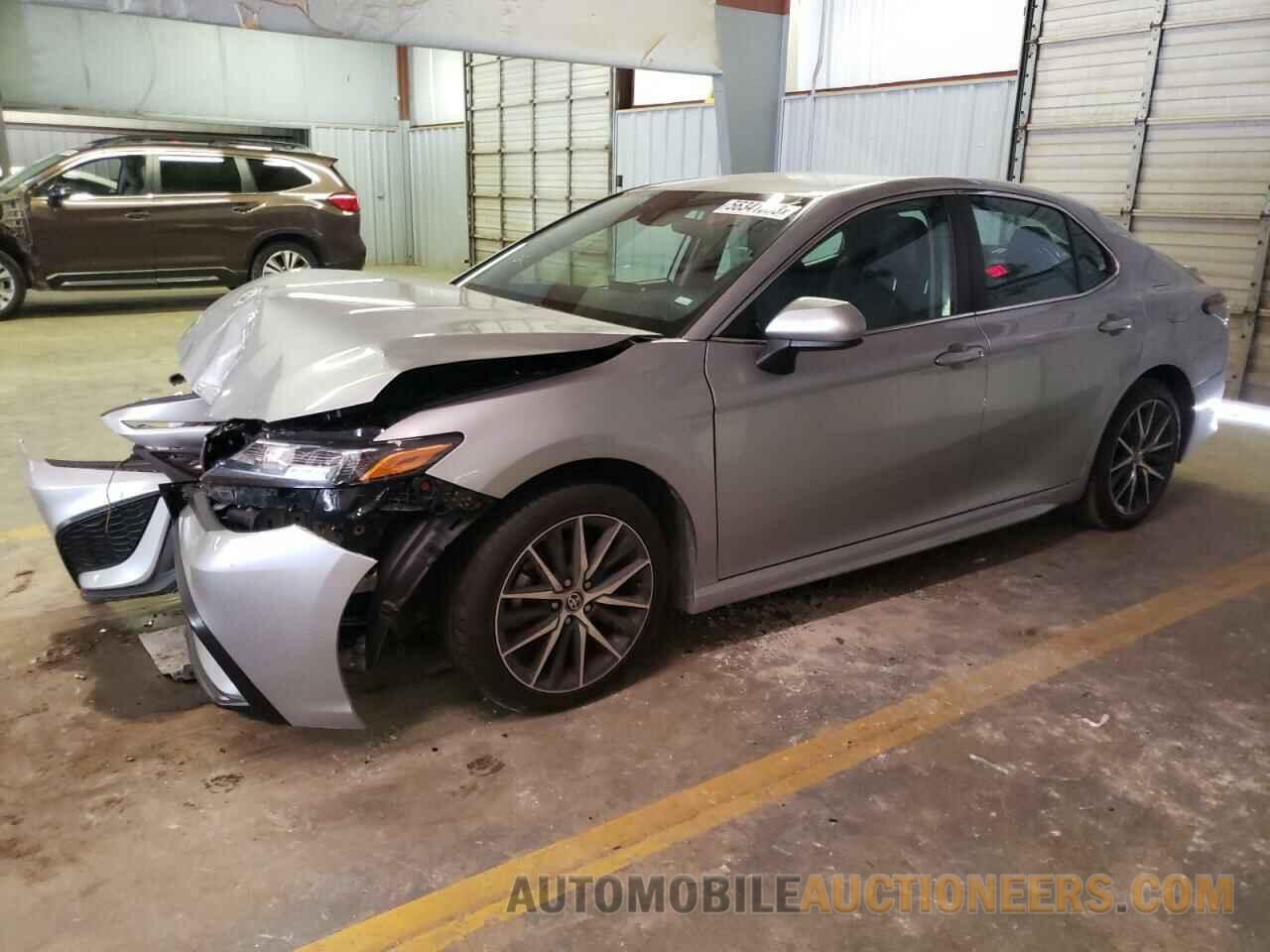 4T1G11AK1MU603129 TOYOTA CAMRY 2021