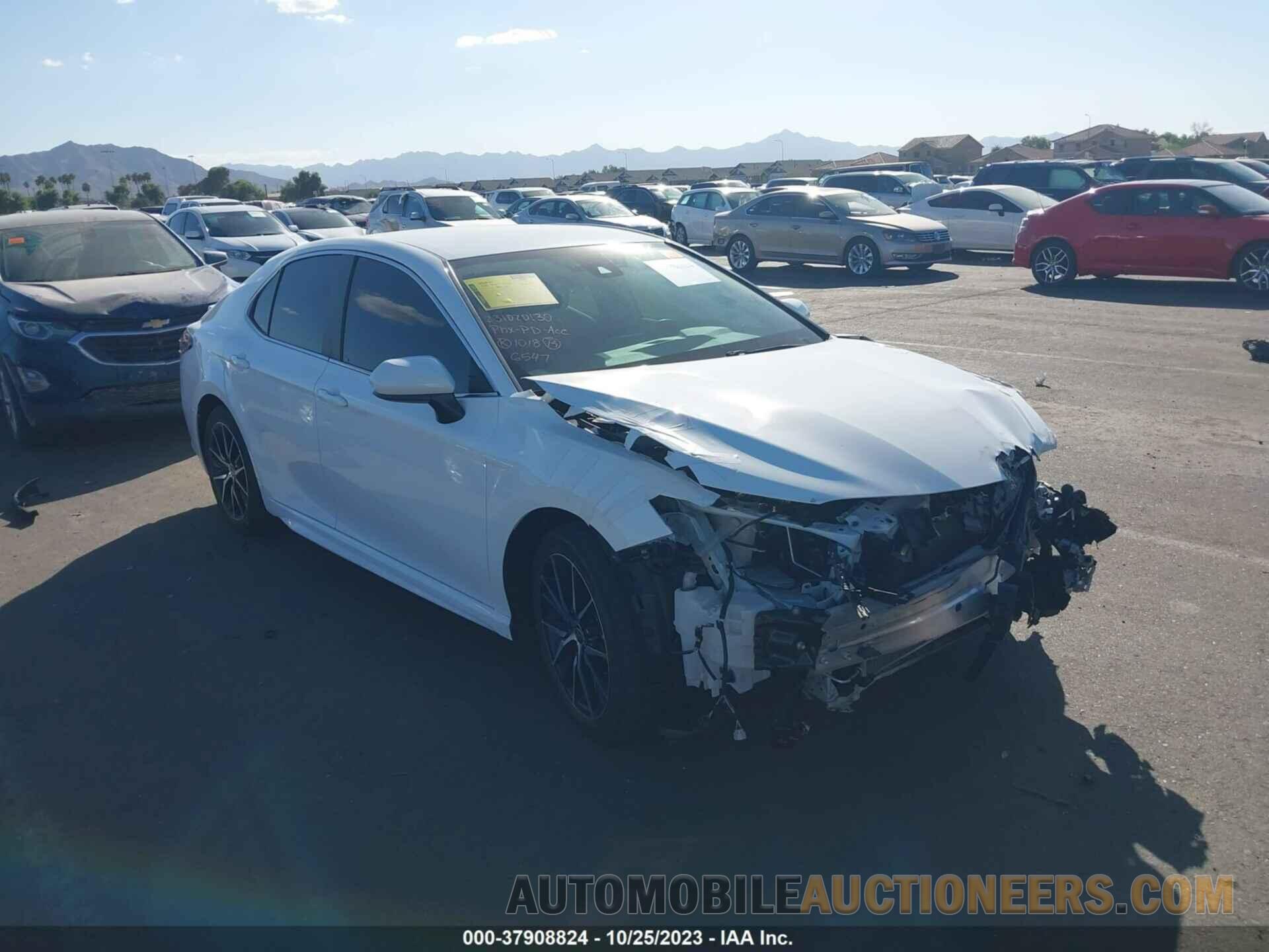 4T1G11AK1MU606547 TOYOTA CAMRY 2021