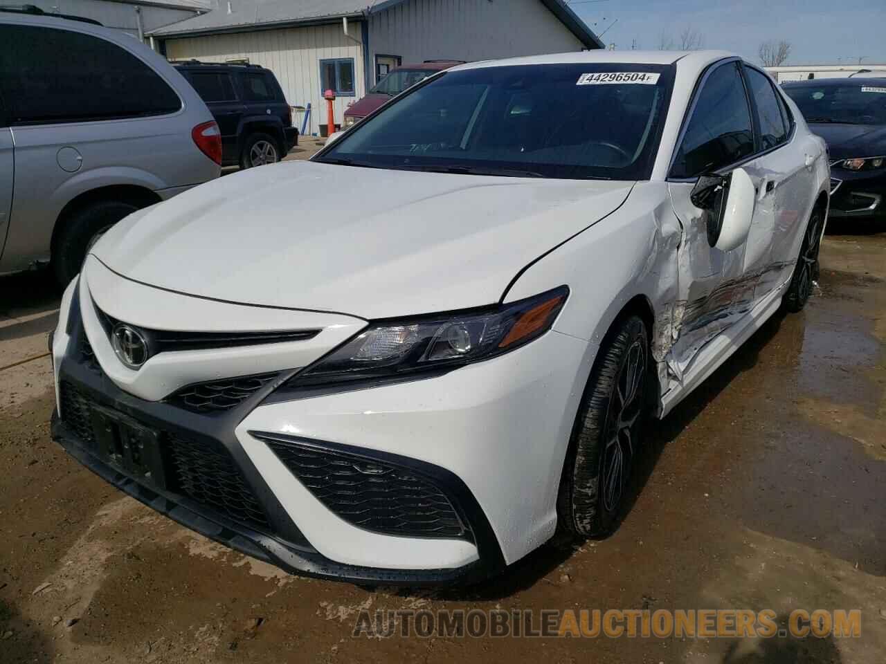 4T1G11AK1MU609299 TOYOTA CAMRY 2021