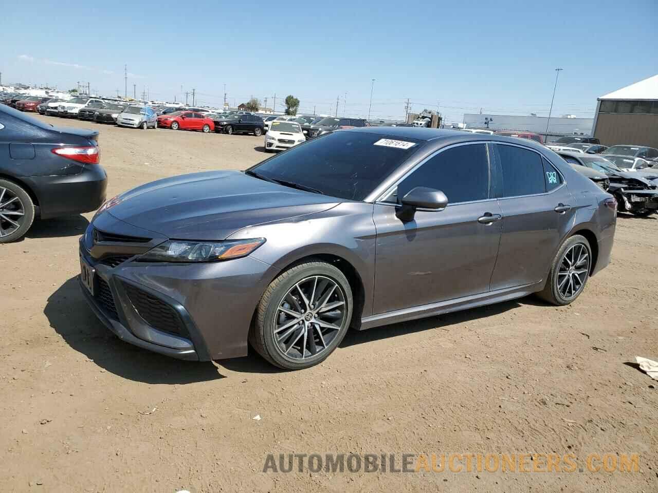 4T1G11AK1NU018522 TOYOTA CAMRY 2022