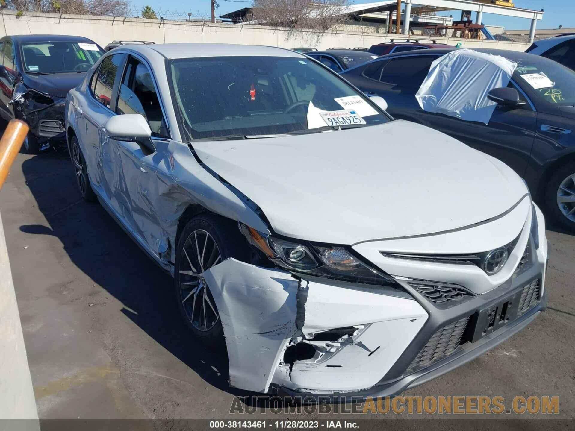 4T1G11AK1NU027835 TOYOTA CAMRY 2022