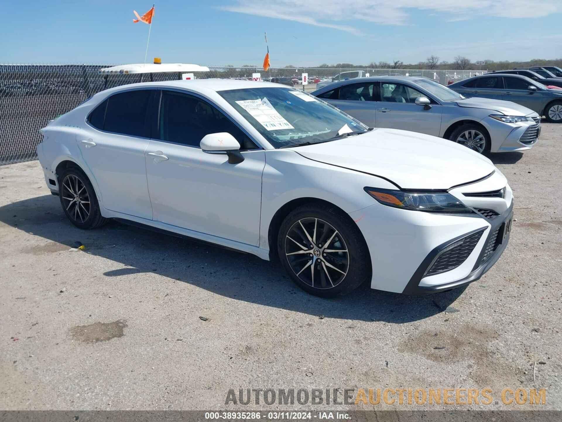 4T1G11AK1NU623480 TOYOTA CAMRY 2022