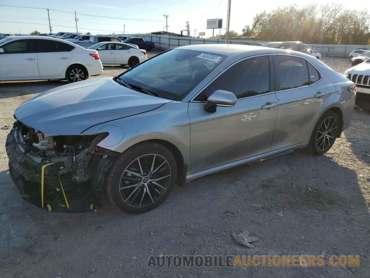 4T1G11AK1NU640201 TOYOTA CAMRY 2022