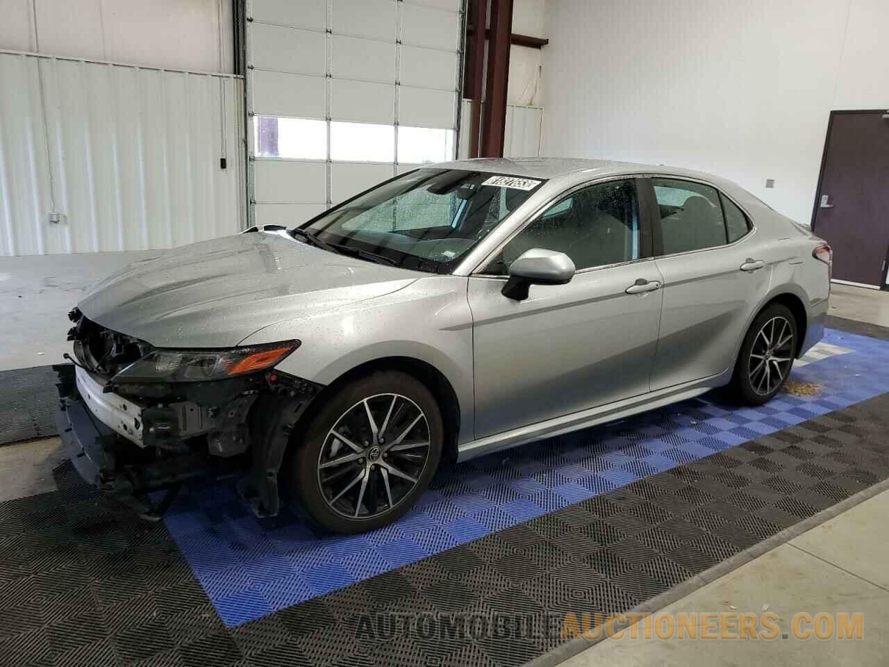 4T1G11AK1NU642854 TOYOTA CAMRY 2022