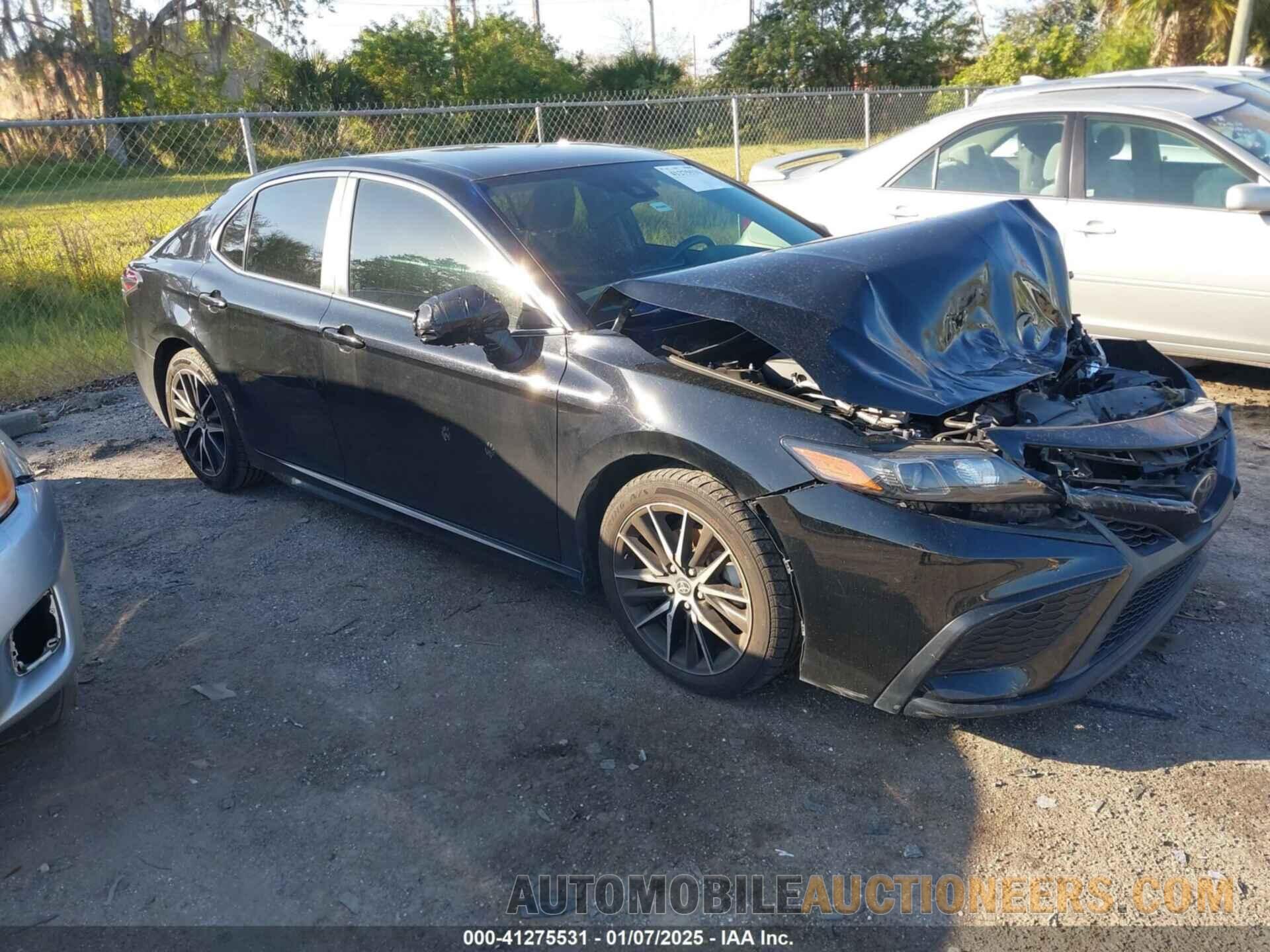 4T1G11AK1NU654437 TOYOTA CAMRY 2022