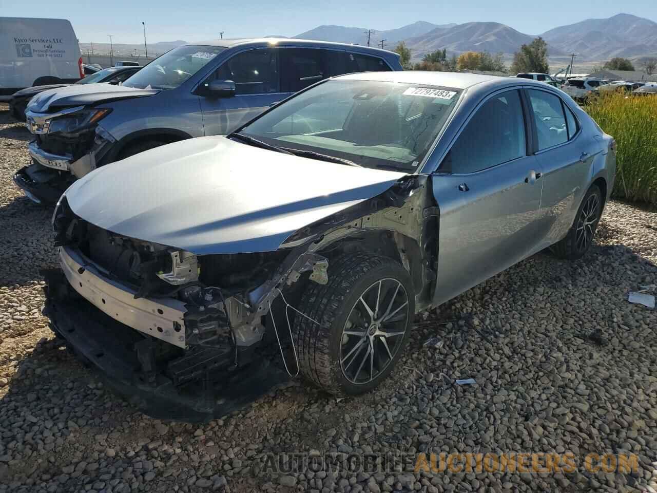 4T1G11AK1NU667253 TOYOTA CAMRY 2022