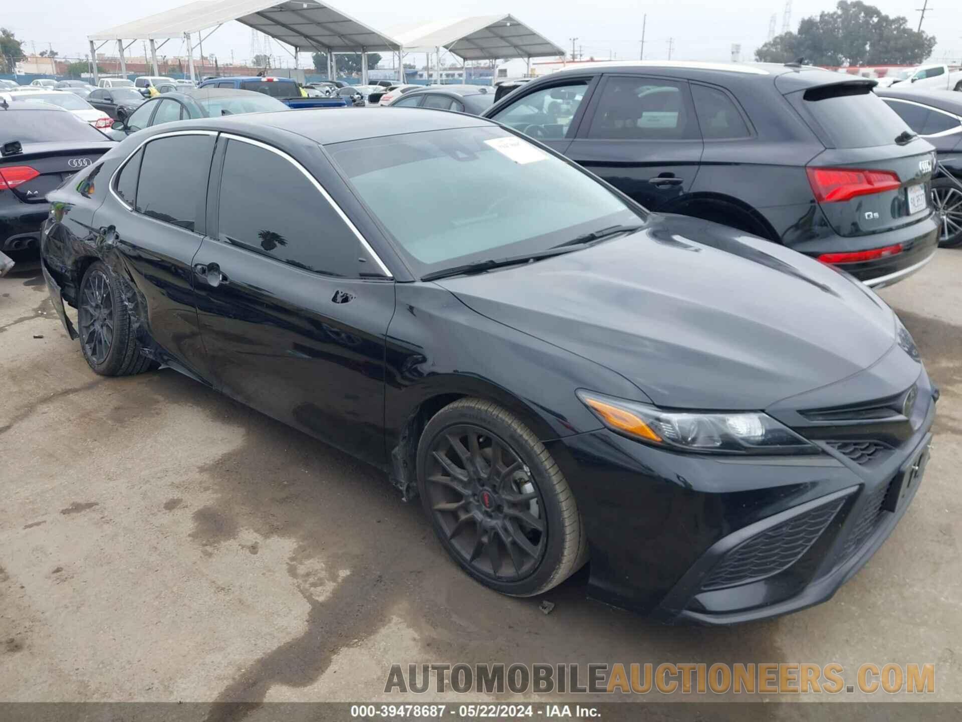 4T1G11AK1NU668726 TOYOTA CAMRY 2022