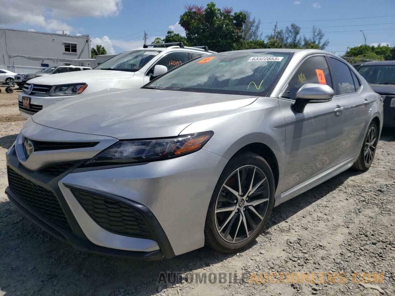 4T1G11AK1NU669052 TOYOTA CAMRY 2022