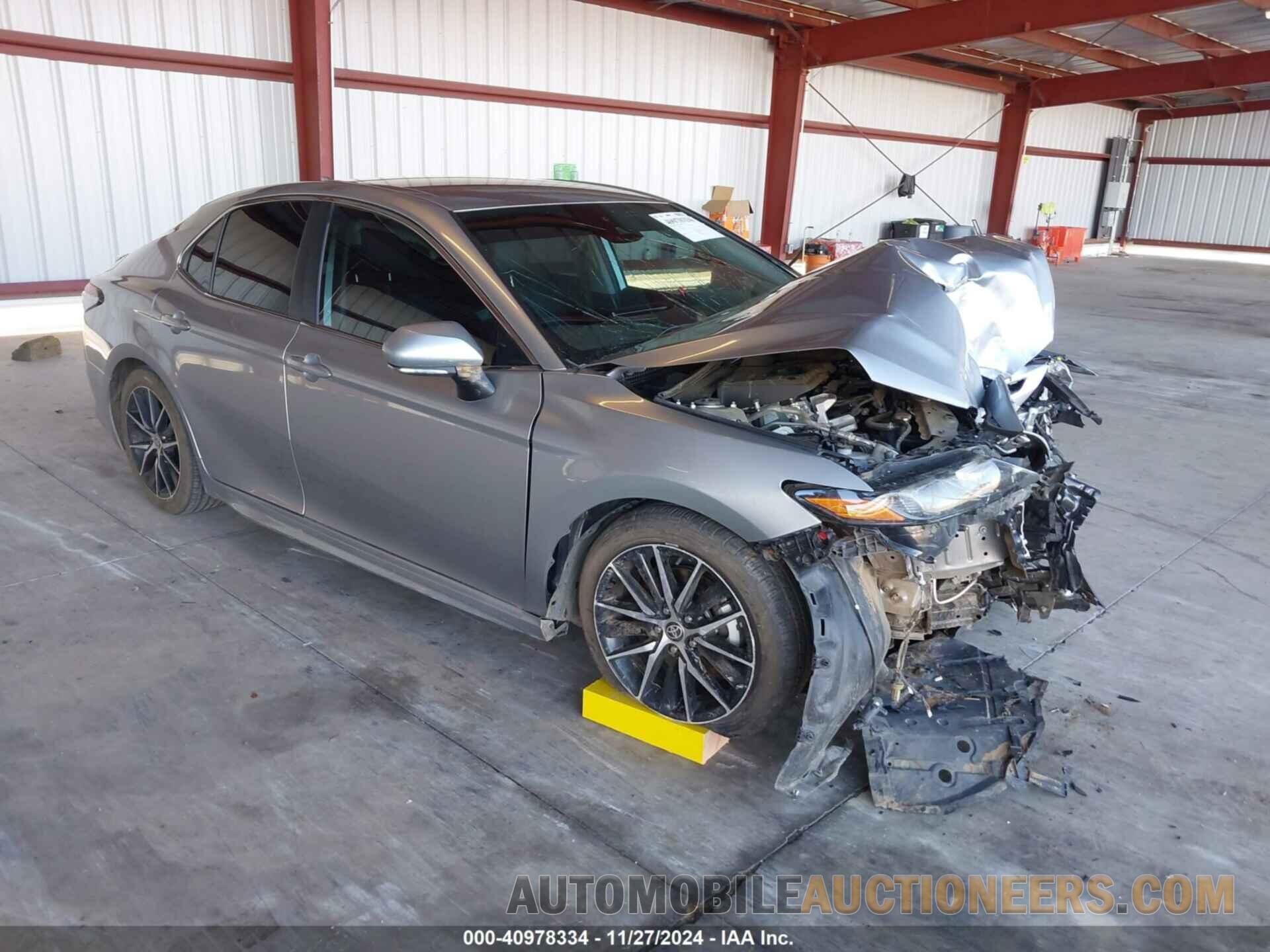 4T1G11AK1NU694579 TOYOTA CAMRY 2022