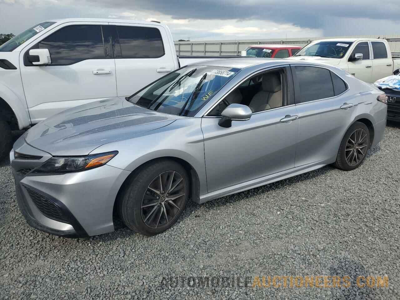 4T1G11AK1NU710487 TOYOTA CAMRY 2022